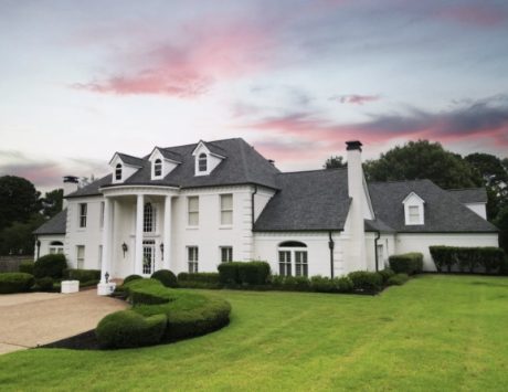 memphis house painted white