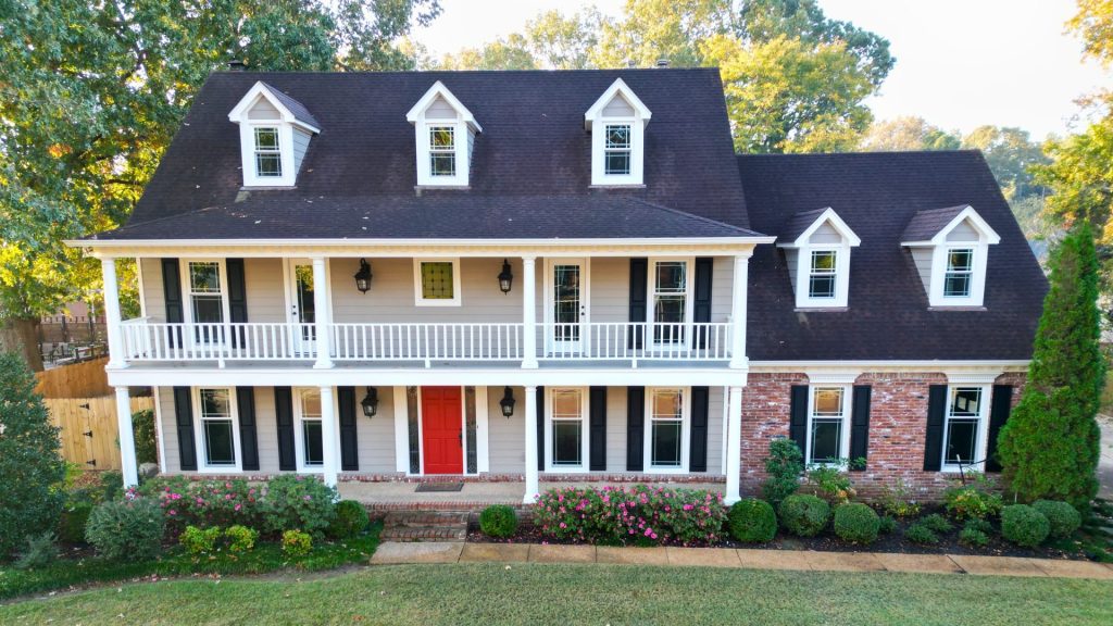 Home exterior painted by the pros at Bluff City Exteriors.